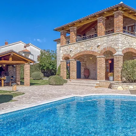Holiday home Graziella Porec