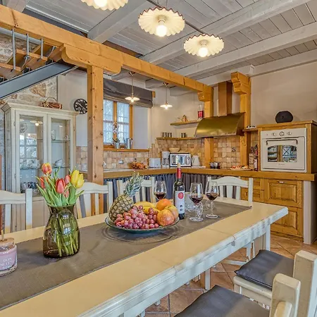 Holiday home Graziella *