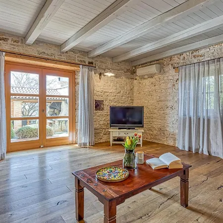 Holiday home Graziella