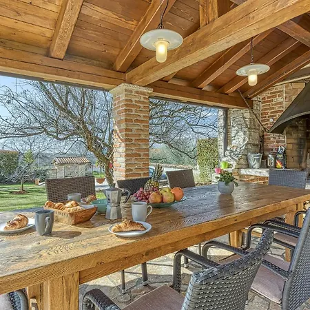 Holiday home Graziella *